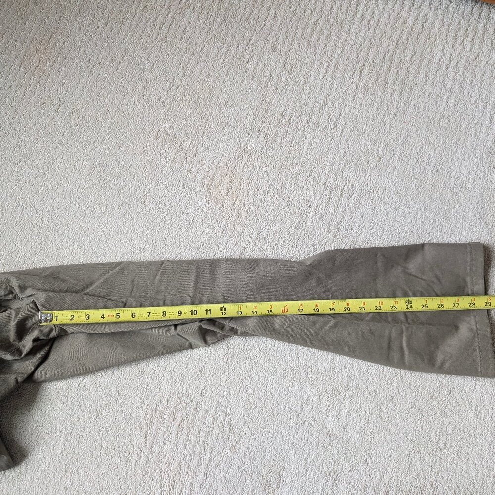 EUC Banana Republic Weekend Chino Women's 8 Slacks Pants Trousers straight leg - Picture 9 of 10